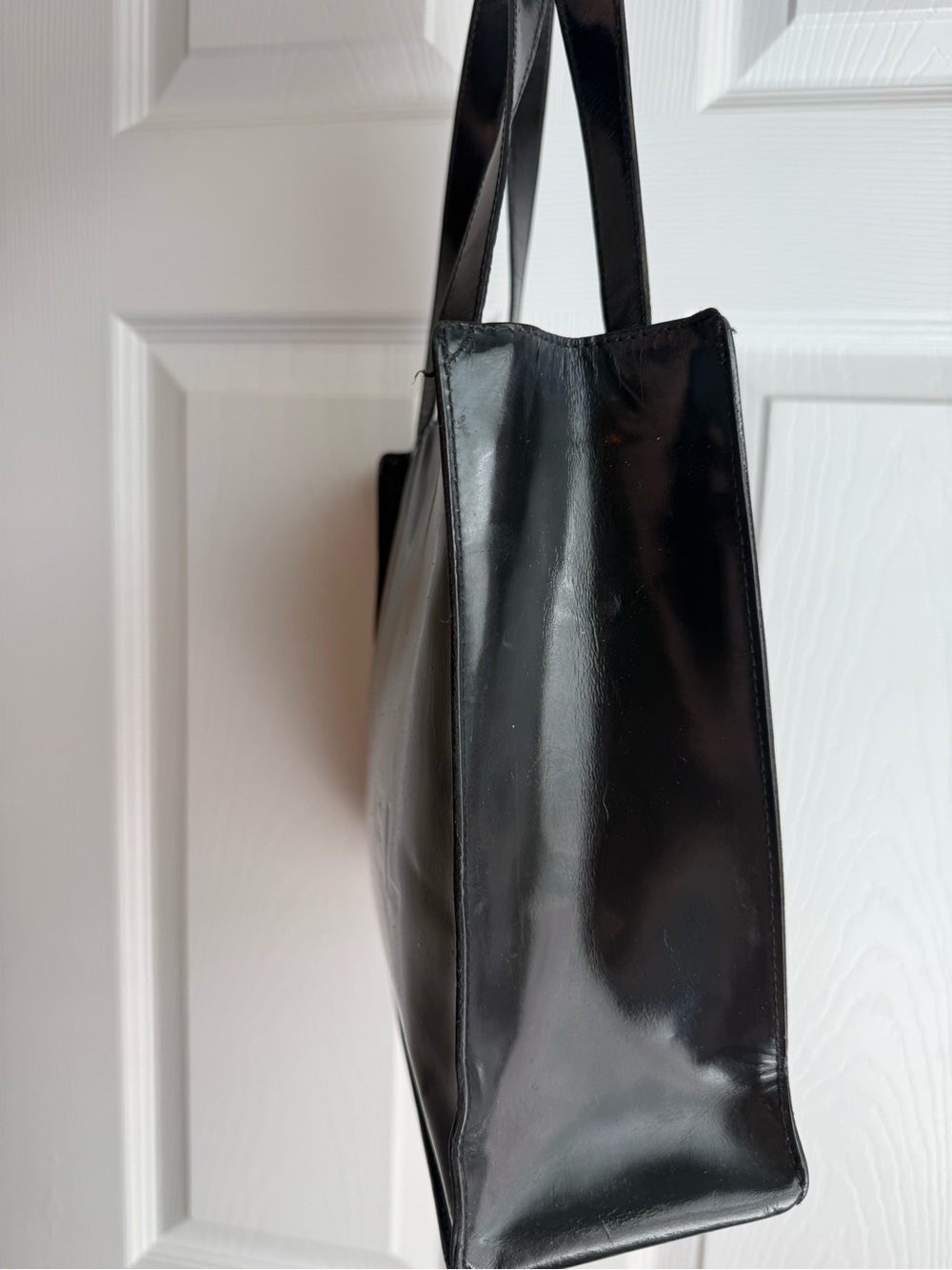 CHANEL Black Patent Leather Embossed Logo Tote Rare Double Sided - Picture 4 of 10